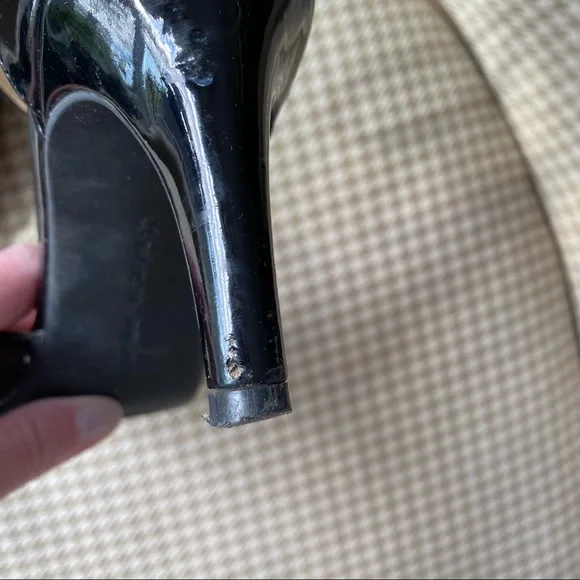 Adrienne Vittadini shoe, ankle strap, black patent leather SIZE 7-1/2 - Picture 8 of 10